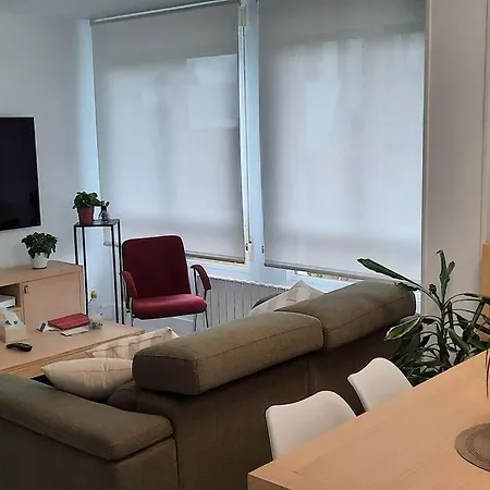 Soleado Con Garaje Appartamento *