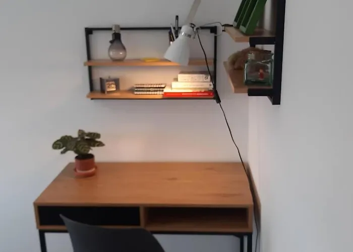 Apartment Soleado Con Garaje